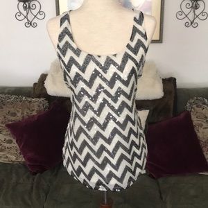 Pretty sequined/ chevron print top